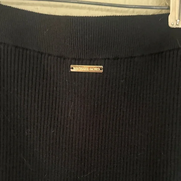 MICHAEL Michael Kors Classic Black Midi Pencil Skirt - Picture 6 of 9